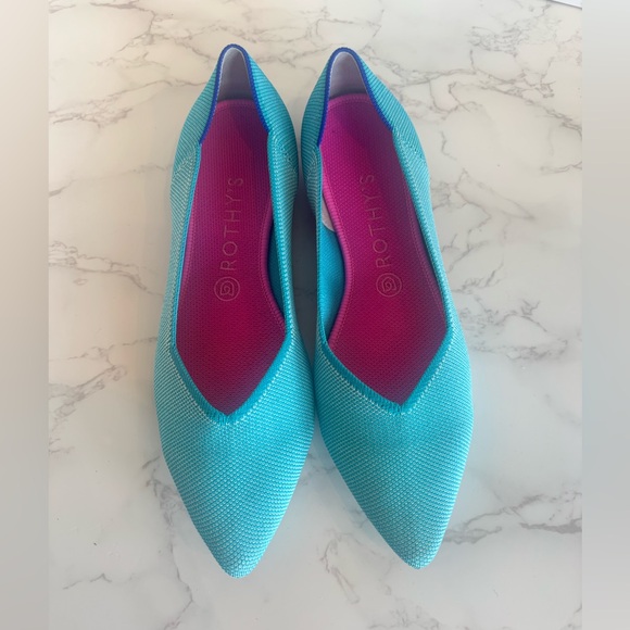 Shoes - Rothy’s The Point in vibrant blue - Size 10